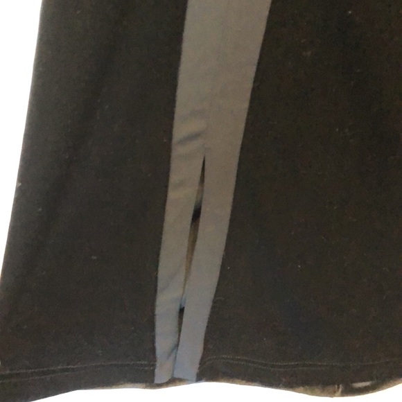 GAP Velvet Wide-Leg Track Pants - Picture 5 of 7